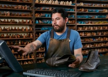 Tips on how to Begin a Shoe Enterprise