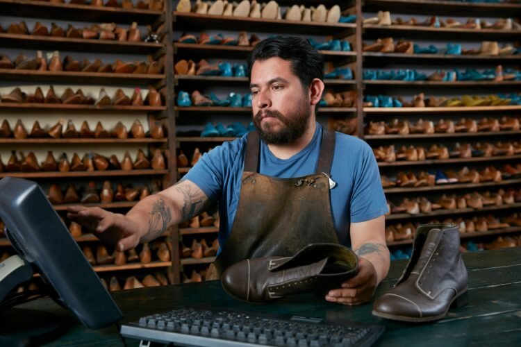 Tips on how to Begin a Shoe Enterprise