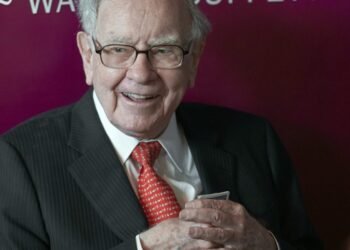 Warren Buffett’s greatest and worst investments in his 60 years as Berkshire Hathaway CEO