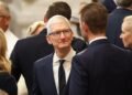 Apple provides $180 billion to its market cap as Trump reveals he spoke to CEO Tim Prepare dinner after China tariffs rollback