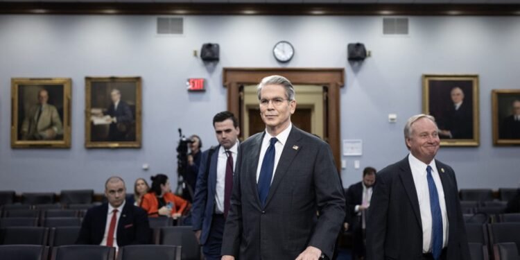 U.S.—China commerce discuss information boosts markets, however traders are actually ready for Fed Chair Powell to talk