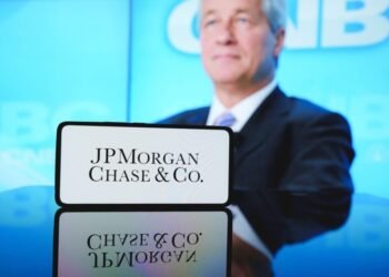Jamie Dimon Says Trump’s Tariffs Had been ‘Too Aggressive,’ Warns US Dangers Going It Alone With out Measured Commerce Technique – JPMorgan Chase (NYSE:JPM)