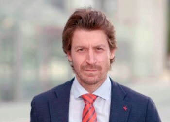 Dovi Frances Group 11 fifth fund shrinks