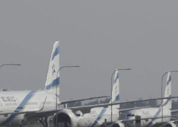 Airports shut throughout the Mideast because the Israel-Iran battle shutters the area’s airspace
