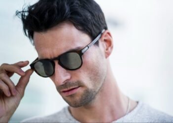 Meta Plans to Launch New Oakley, Prada AI Good Glasses