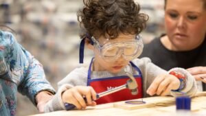 Lowe’s offers kid’s events, loyalty program as Americans buy homes later