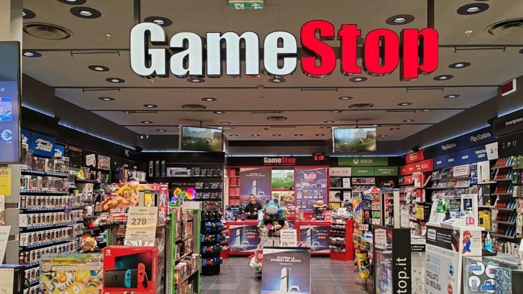 GameStop competitor shuts final retail stores