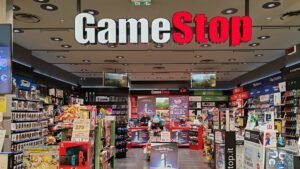 GameStop competitor shuts final retail stores