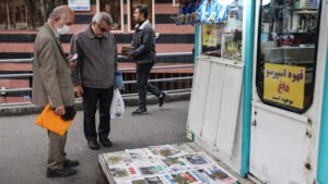 Iran arrests leading reformist politicians