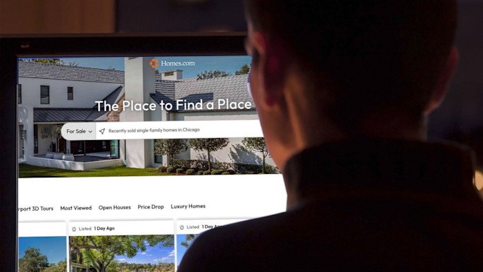 Baillie Gifford backs CoStar in activist battle