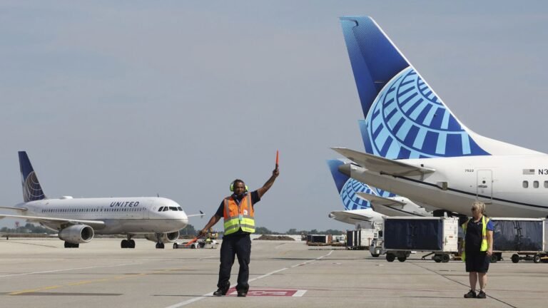 United Airlines ditches more economy seats for bigger premium cabins