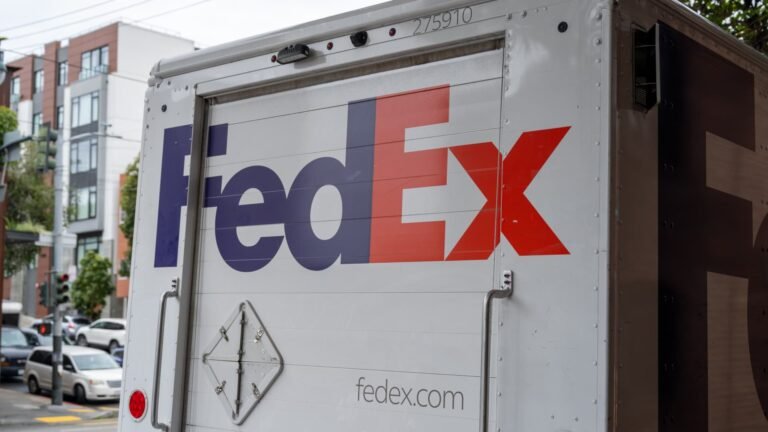 FedEx (FDX) Q3 2026 earnings