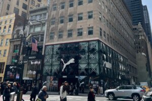 Fate of 12-story building sitting on prime NYC real estate in limbo amid legal intrigue