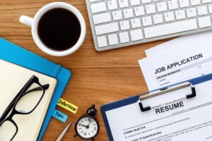 How to write a job description to attract top talent