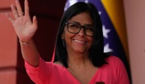 Venezuela’s leader visits Barbados seeking oil and gas investments