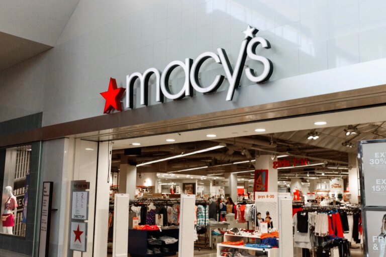 Macy's: Healthy 4% Dividend Amid Bump In Comp Sales
