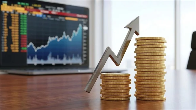 3 Companies Aggressively Raising Dividends While Others Play Defense