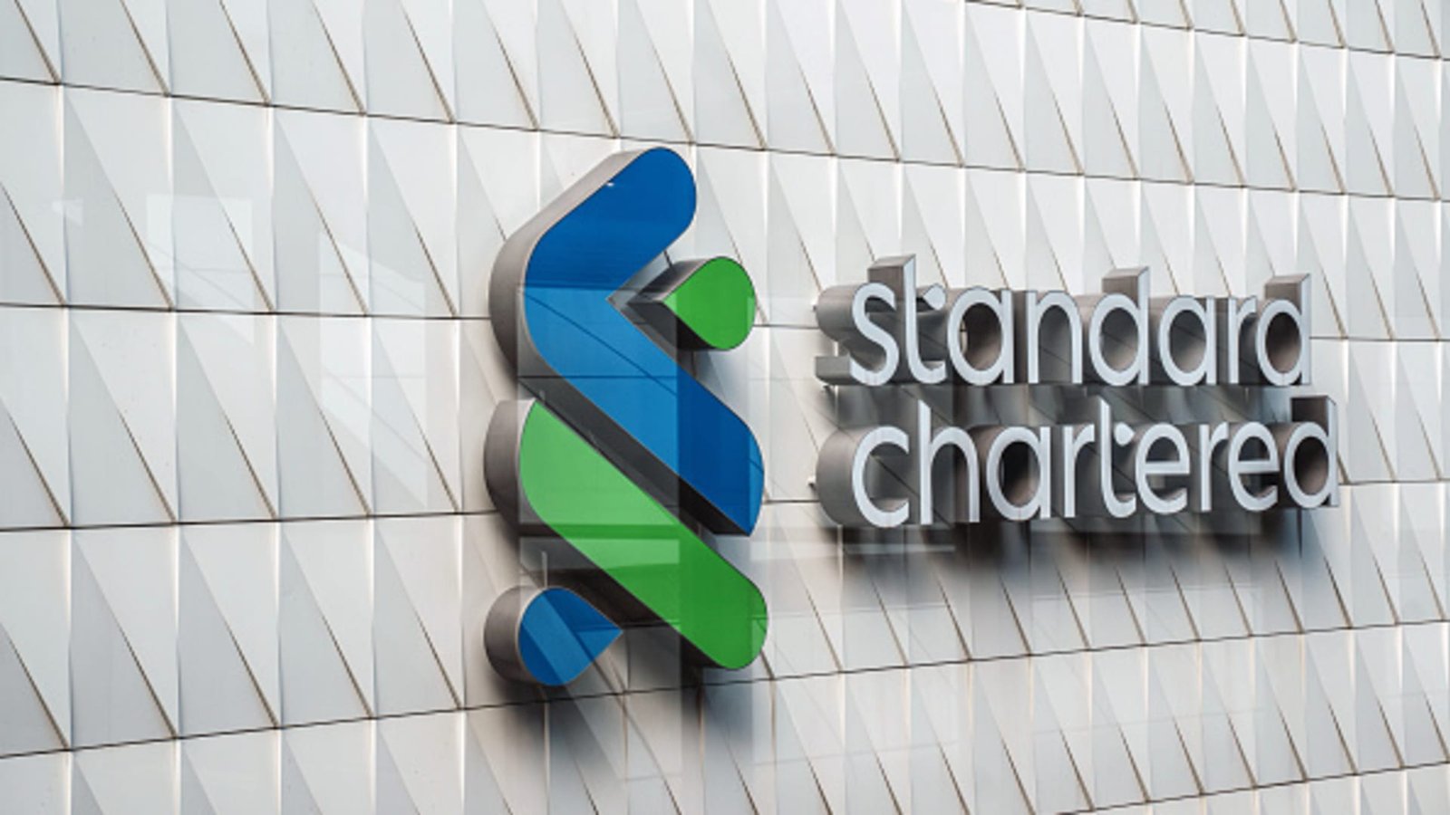 Standard Chartered to cut 15% of corporate functions roles by 2030