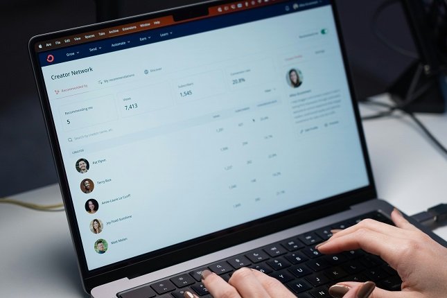 International HR and Payroll for Small Businesses