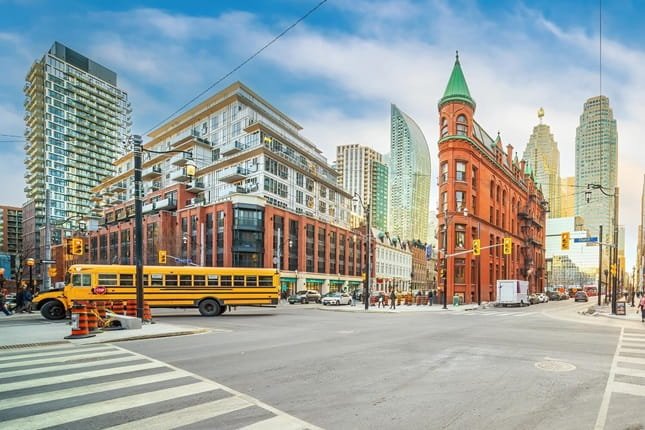 Small Business Owners Running an Airbnb in Toronto