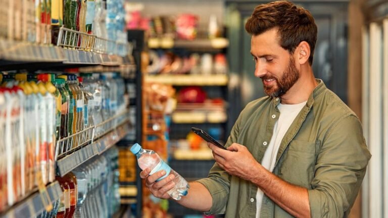 Troubled convenience store chain files for Chapter 11 bankruptcy