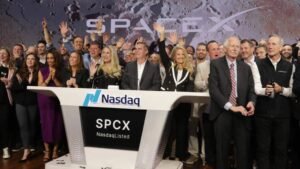 The average SpaceX buyer post-IPO is almost under water after two-day slide