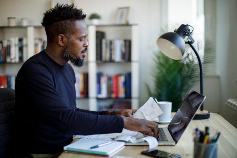 Do you need a business bank account? Which one is right for you?