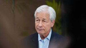 JPMorgan Chase pushes fraud division layoffs, despite rising revenues