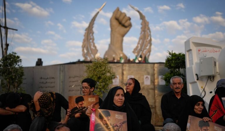Bahrain and Kuwait face incoming missiles after U.S. strikes on Iran