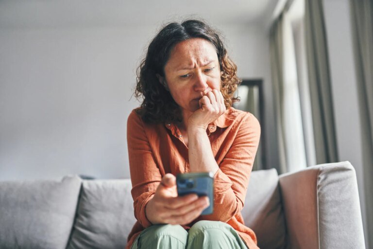 That Text About Unpaid Tolls Is Probably a Phishing Scam
