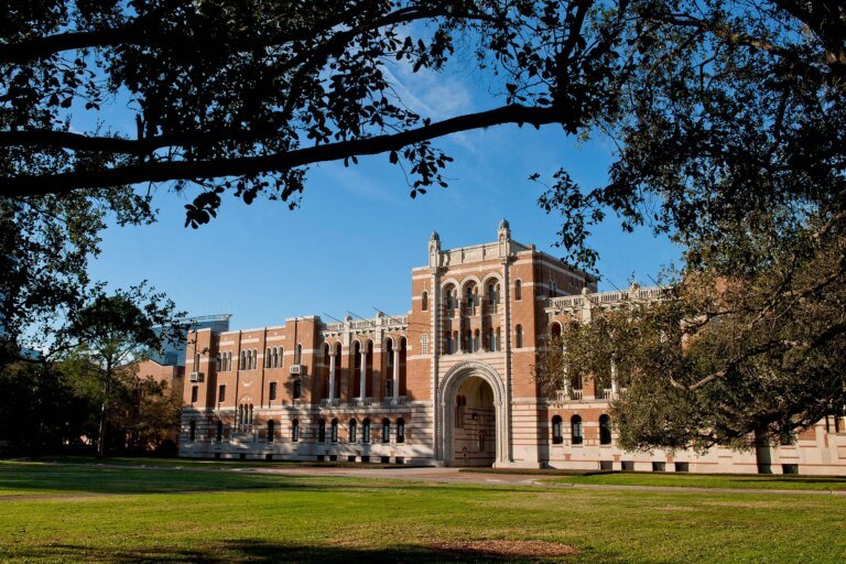 15 Colleges That Students Can Attend Tuition-Free
