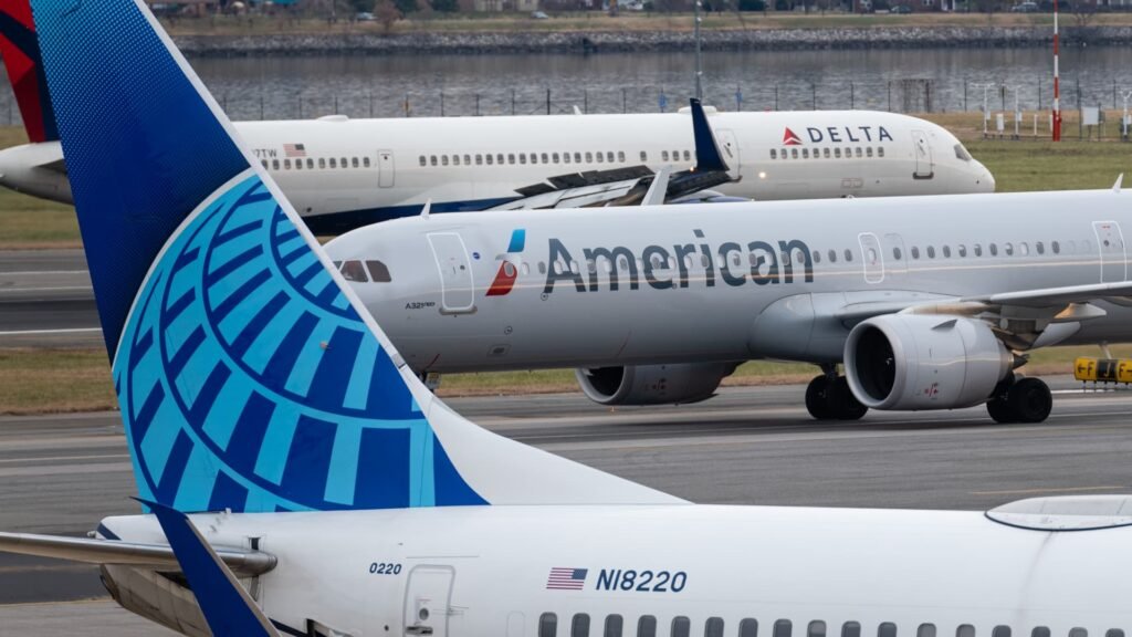 Airlines waive change fees ahead of nor’easter as flight delays begin