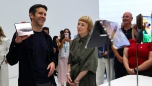 The iPhone Duo enters China’s crowded foldable market