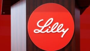 Eli Lilly obesity drug with amylin, tirzepatide boosts weight loss in trial