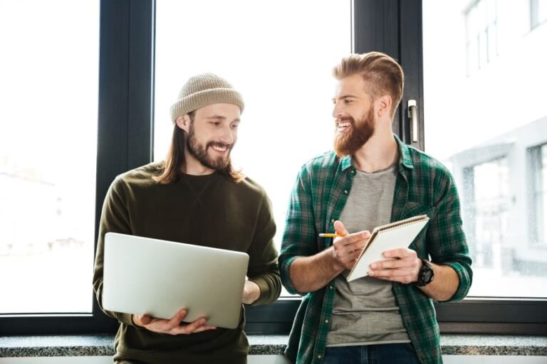 Hiring freelancers vs employees – navigating the legal and financial differences