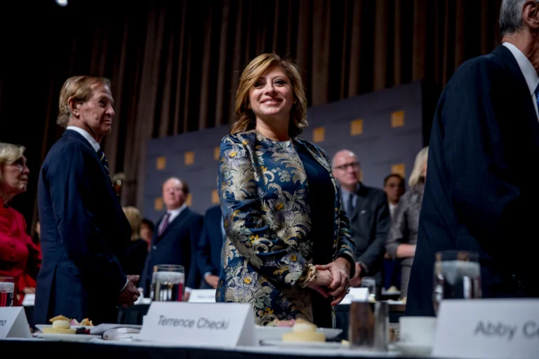Longtime host Maria Bartiromo out at Fox News