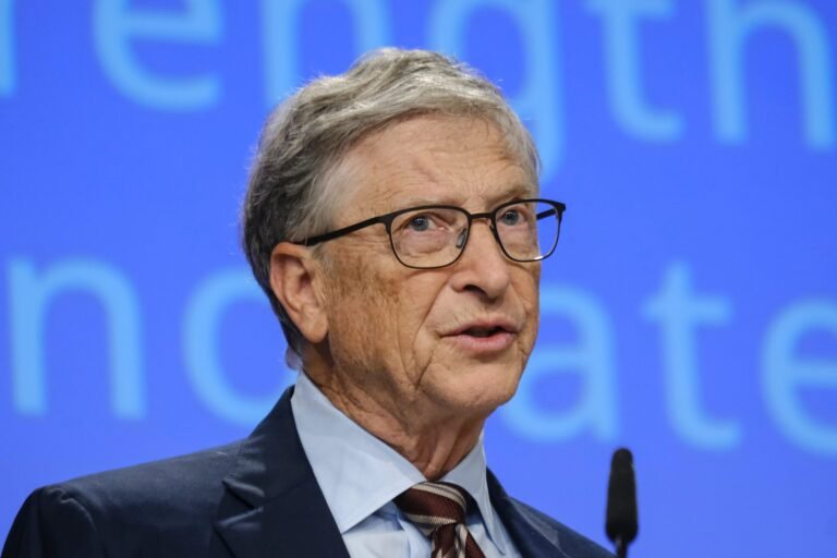 Bill Gates Just Sounded the Alarm on AI