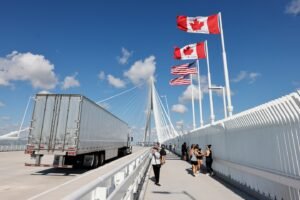U.S. announces a ban on certain Canadian imports of dairy, alcohol and other products