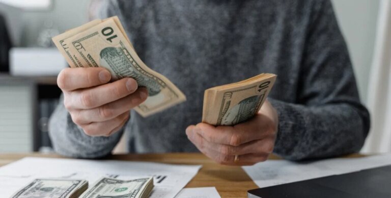When Does Buying an Investment Property With Cash Make Sense?