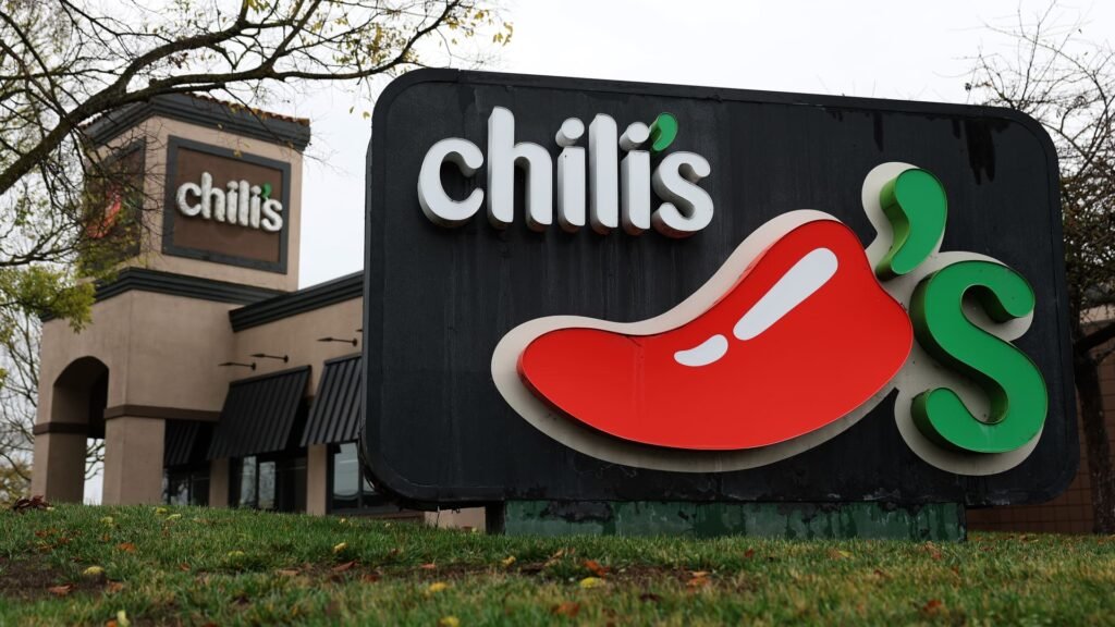 Darden, Brinker stocks rise ahead of restaurant earnings