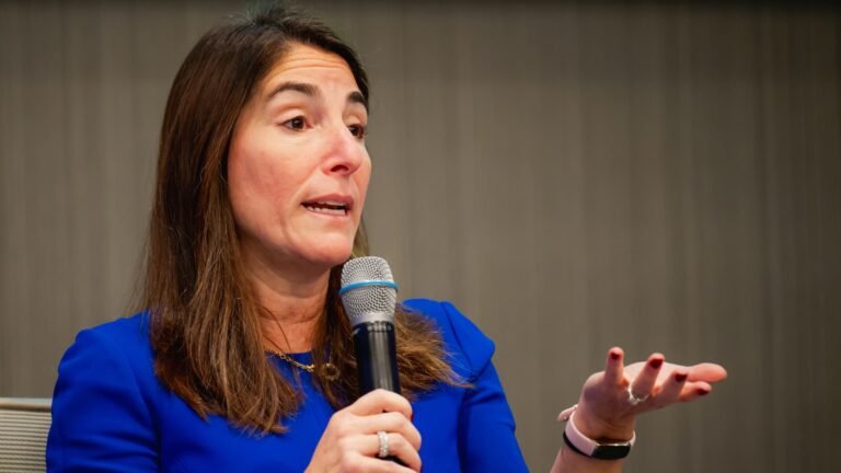 Beth Hammack on Fed policy and inflation risks